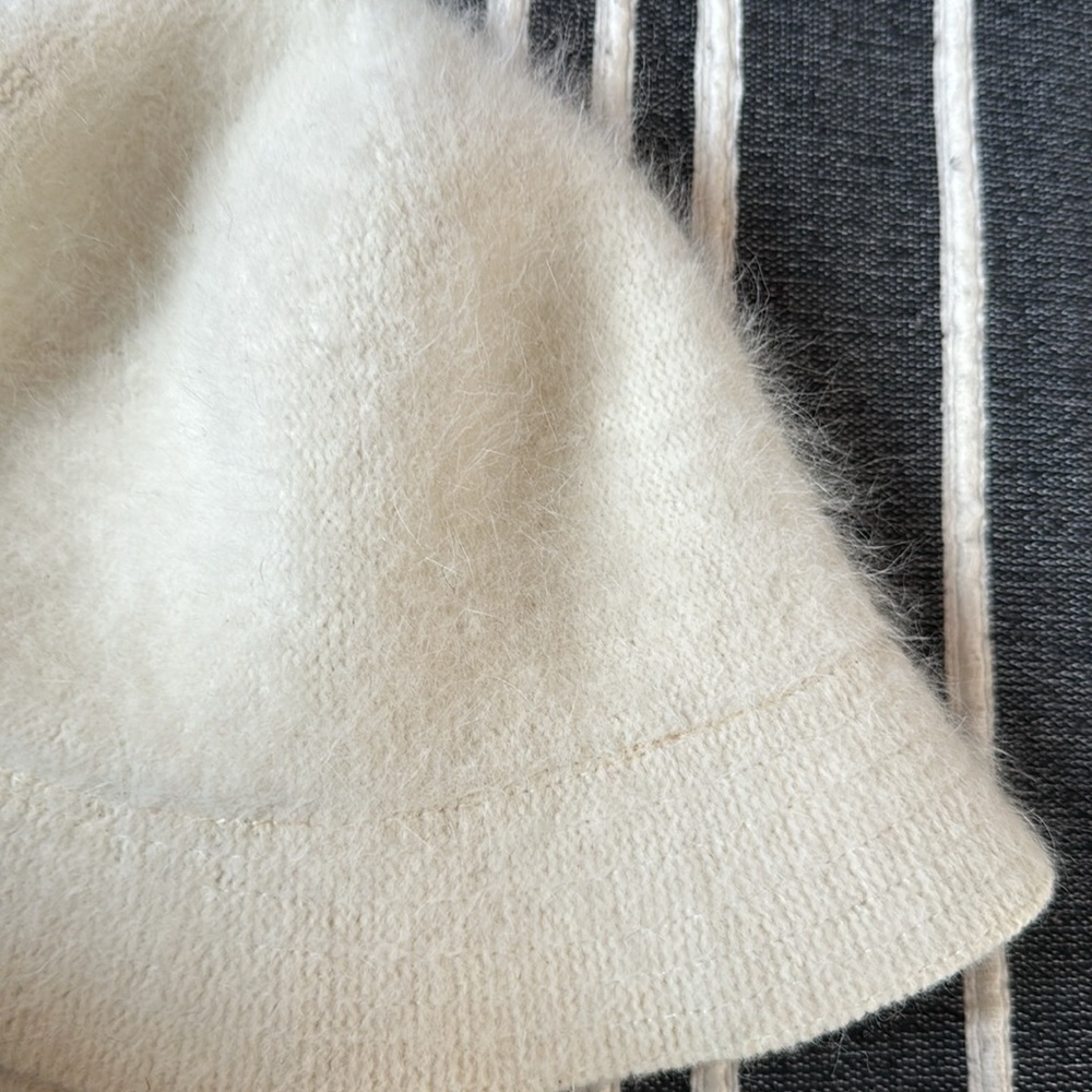 Angora Bucket Hat - Picture 3 of 8